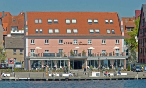 Hotel Am Yachthafen